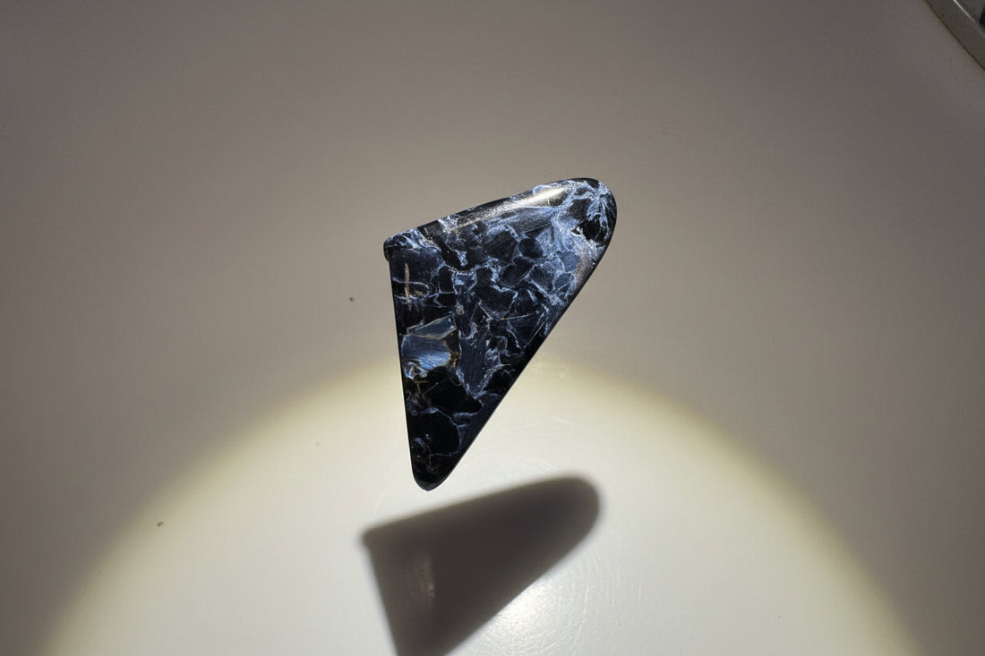 How to Identify High-Quality Pietersite: What Collectors Look For